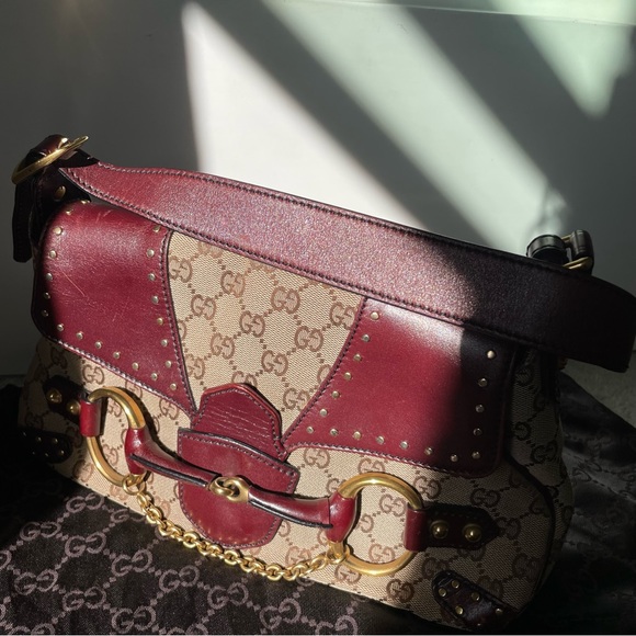 Gucci Vintage Monogram Horsebit Shoulder Bag - Picture 9 of 13